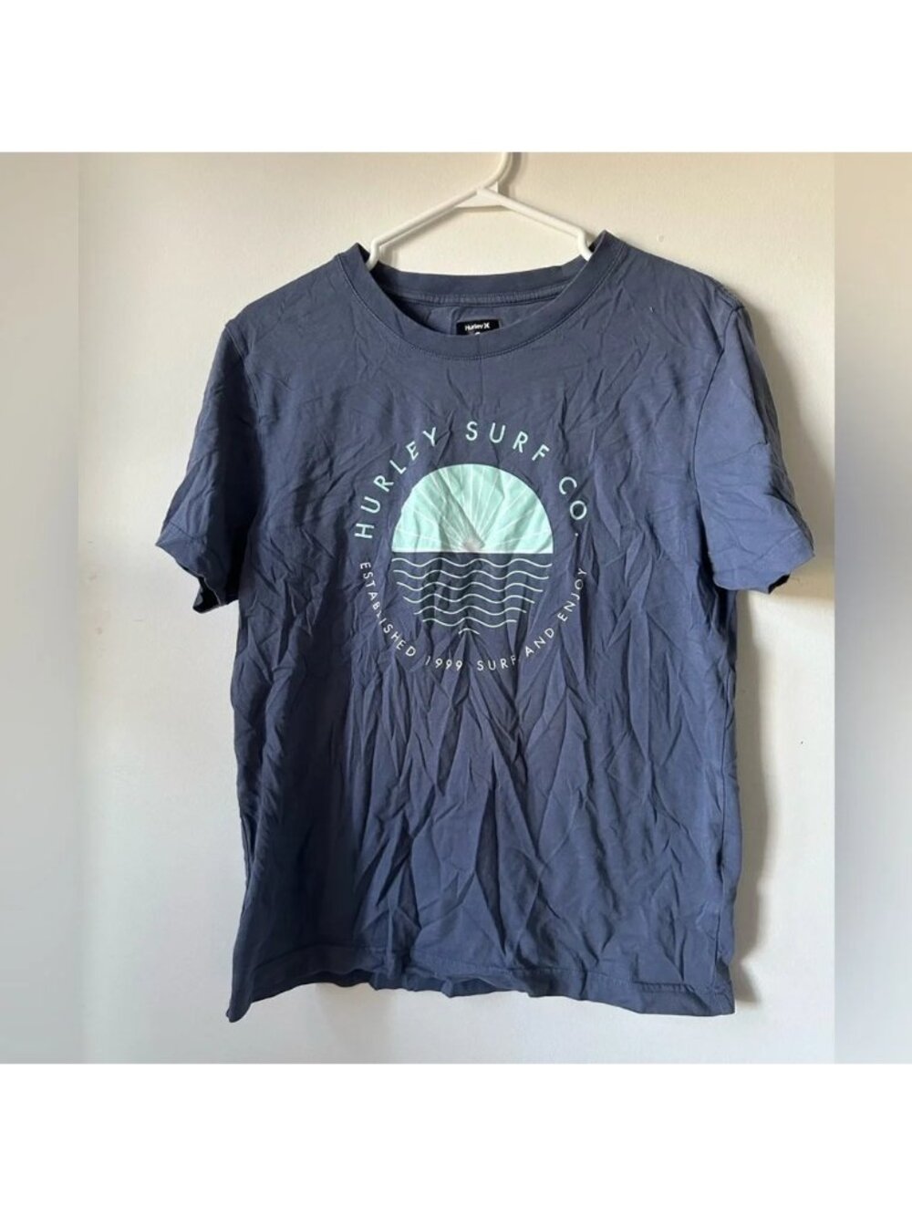 Hurley Men’s Blue Graphic Tee